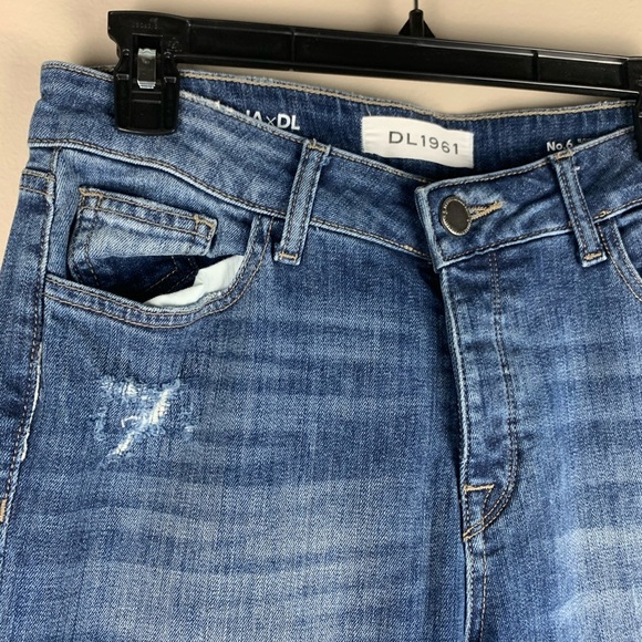 DL1961 Distressed Slouchy Skinny Jeans size 25 - Picture 3 of 10